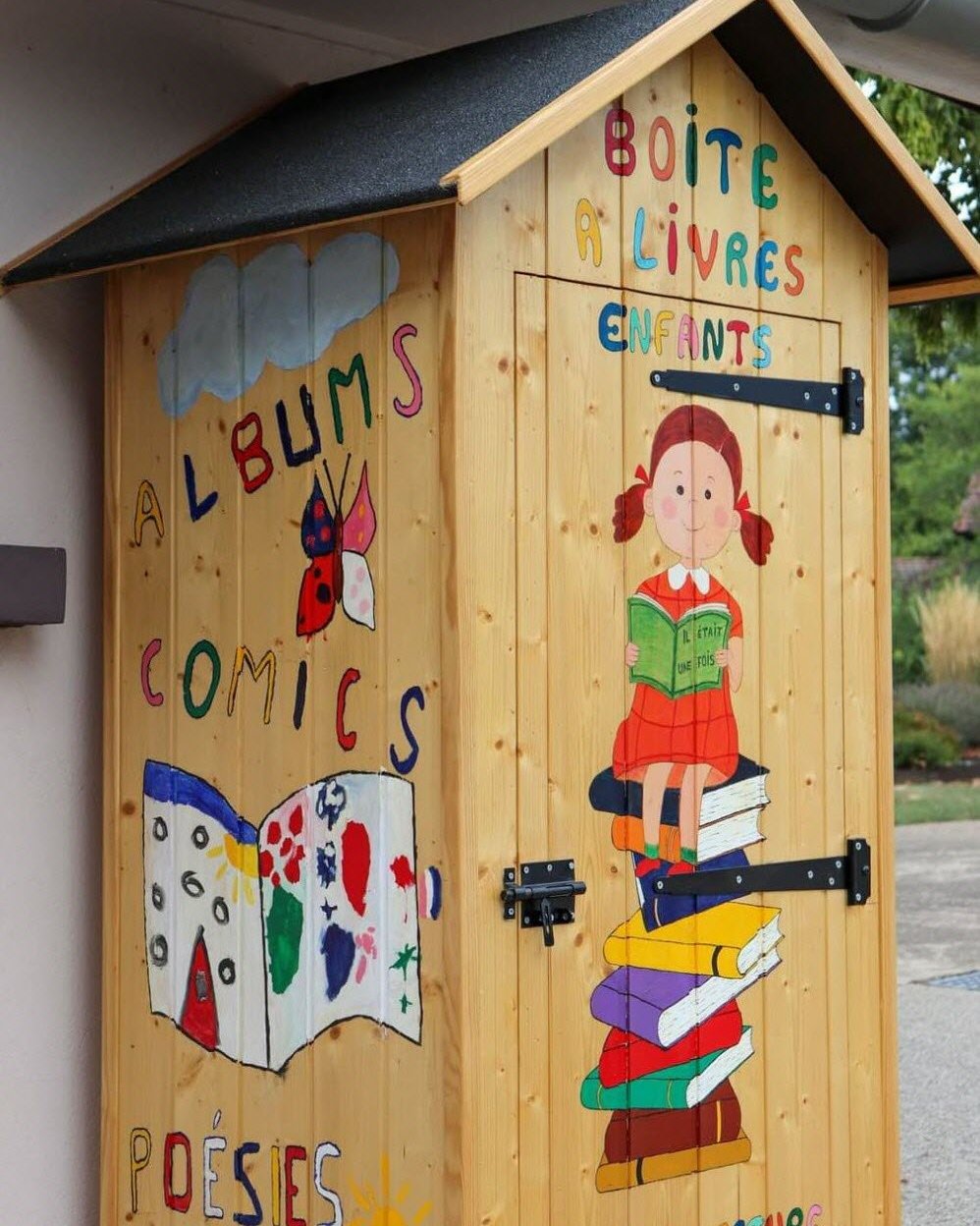 Boîte à livres enfants