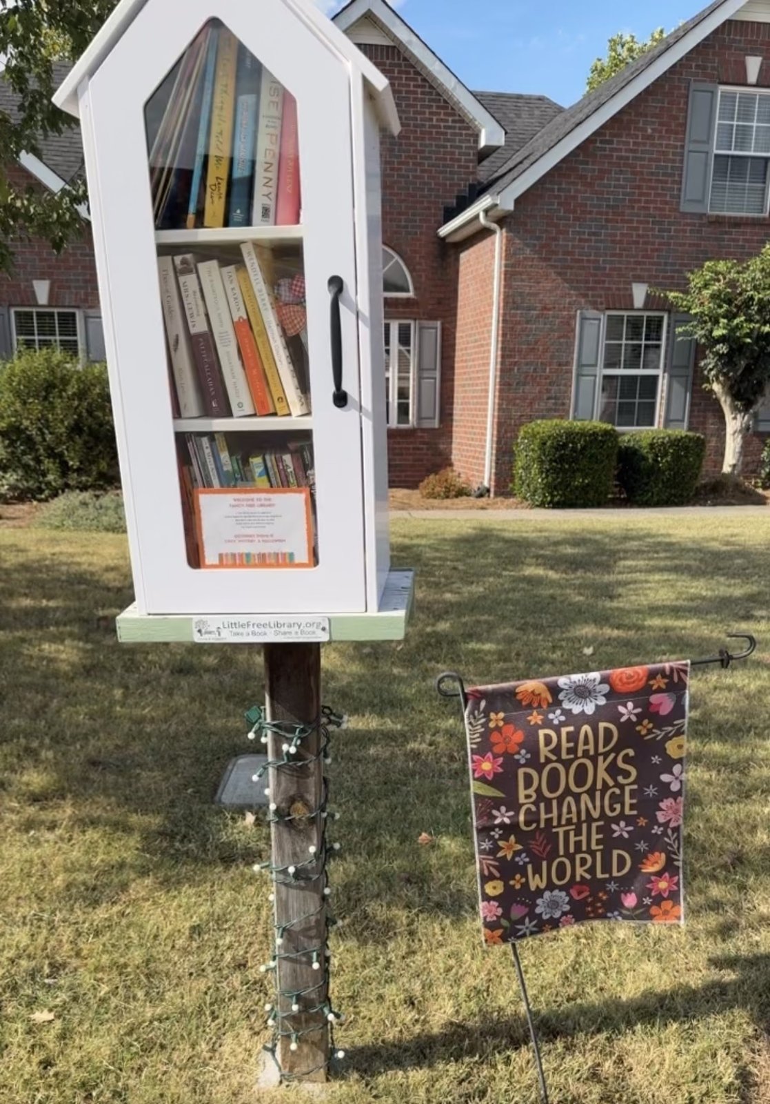 At the end of the cul de sac a library is waiting for you! Themes change monthly and the inventory changes often, so come check out some books. ❤️📚